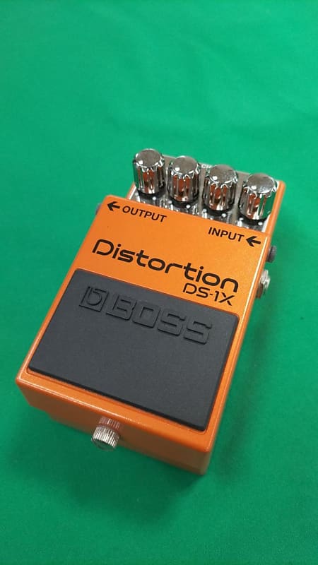 Boss DS-1X