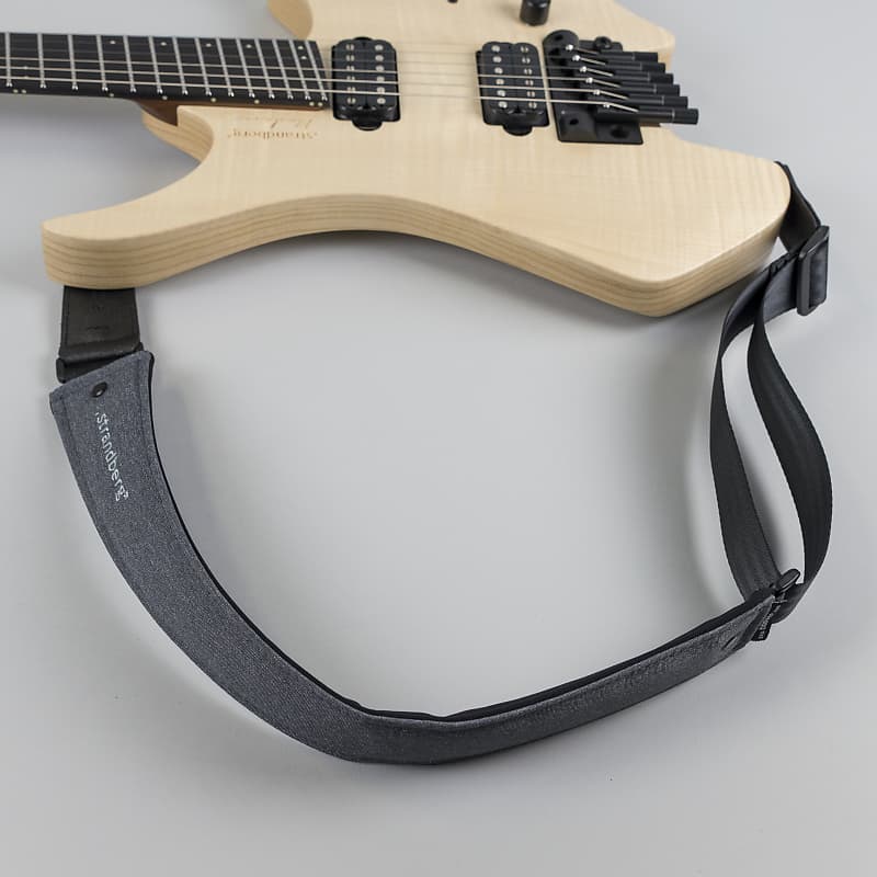 .strandberg* ACME VitalGrip Guitar Strap in Ash Gray