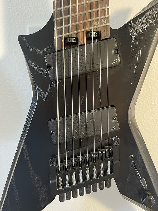 Legator Spectre 8 SP8F Black Swamp Ash - Headless 8-string