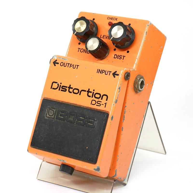 BOSS DS-1 Distortion Japan Distortion for Guitar [SN 326400] (01/26)