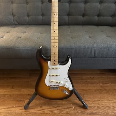 Fender Standard Stratocaster with Maple Fretboard 2000 - Brown Sunburst for sale
