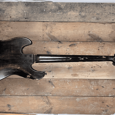 B&G Art Carved Spider Bass image 3