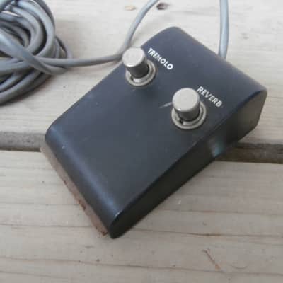 Vintage 1960's Gibson Amplifier Two Button, Five Pin Reverb/Tremolo Footswitch! Rare, Original! image 2