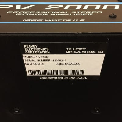 Peavey PV2000 Professional Stereo Power Amplifier - 2000 Peavey PV2000 Professional Stereo Power Amplifier - 2000