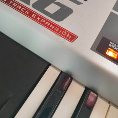 Roland Fantom X6 image 4