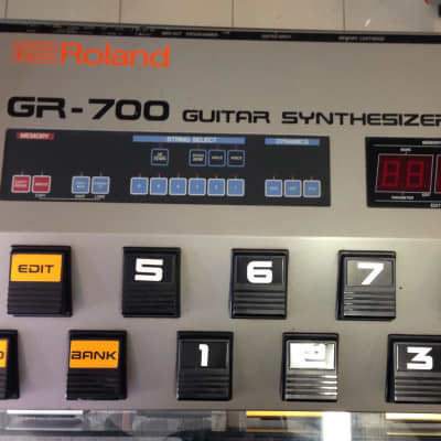 Roland GR-700 Analog Guitare Synthesizer 1980-1984 image 3