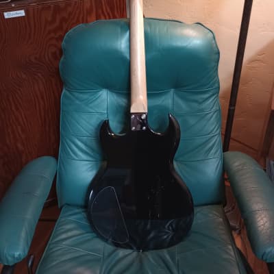 Silvertone SRK-1BK Electric Guitar - Black image 2