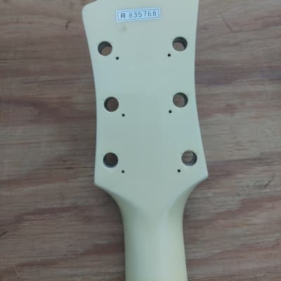 B.C Rich 日本製 white machting headstock ギター