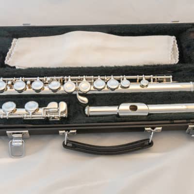 YAMAHA YFL221 フルート Amazon.com: Yamaha YFL-221 Student Flute : Musical Instruments