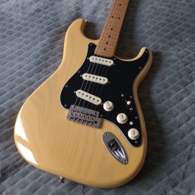 Fender  Deluxe Series Stratocaster 2016 for sale