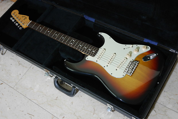 Fender Order Made Japan Stratocaster 65 Reissue Sunburst