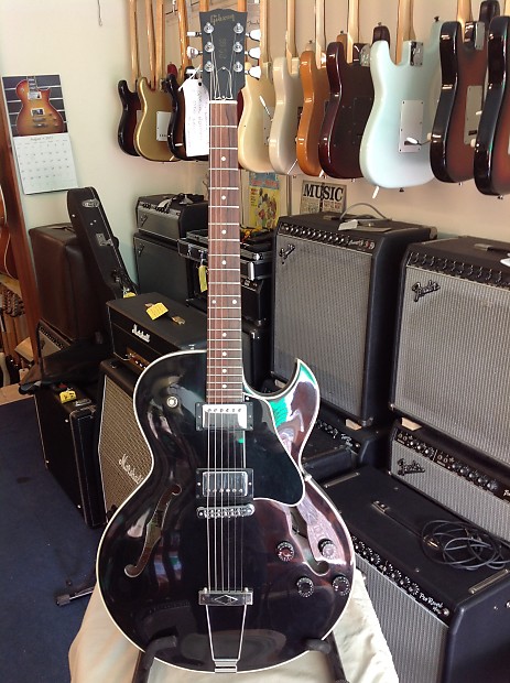 NGD! 2000 Gibson ES-135 Limited Edition : r/guitarporn