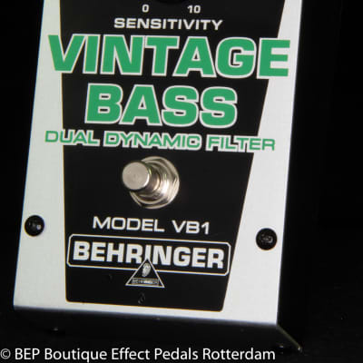 Behringer VB1 Vintage Bass Dual Dynamic Filter 2009 s/n S0700186505 image 5
