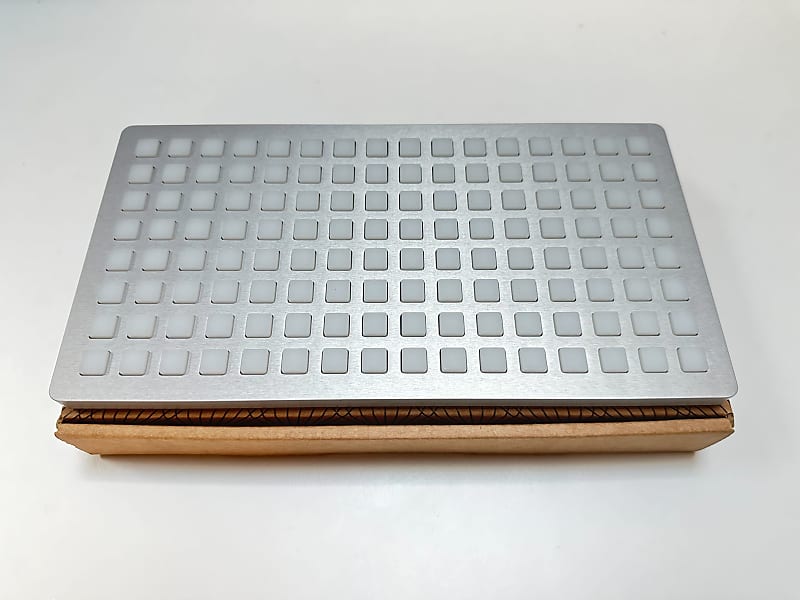 Monome Grid 128 Varibright 2022 - With Original Box