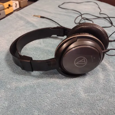 Audio-Technica ATH-AVC300 Headphones  Grey/Black image 3