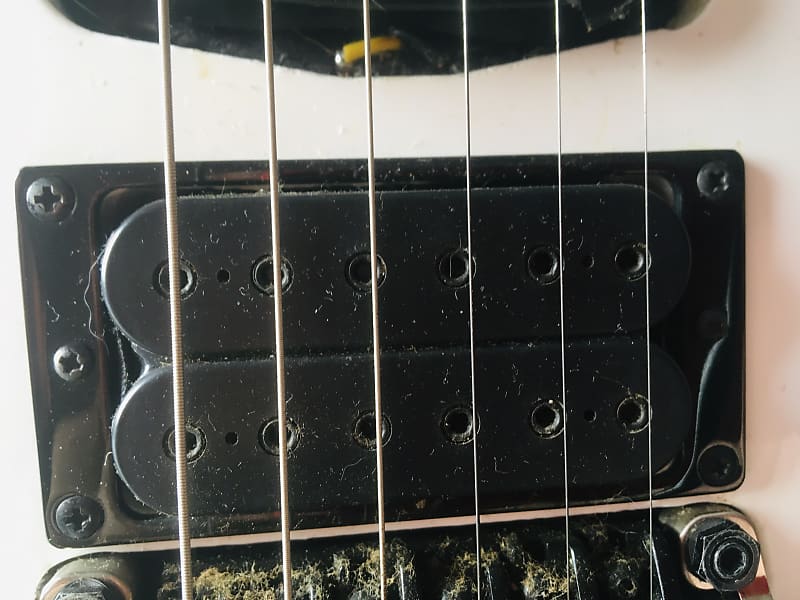 Ibanez S570B Standard