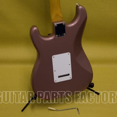 014-9993-366 Vintera® '60s Stratocaster® Mod Guitar Pau Ferro Fingerboard Burgundy Mist Metallic image 5