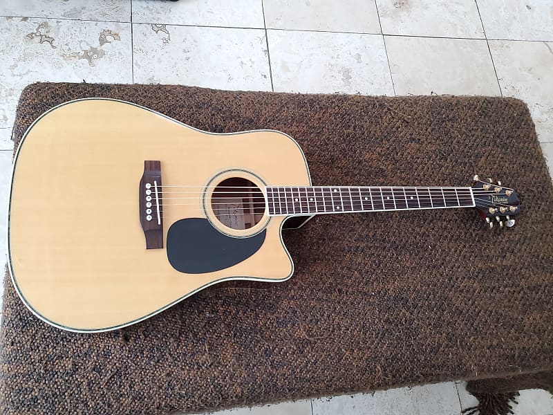 Takamine EG334SC Late 90s Natural Reverb