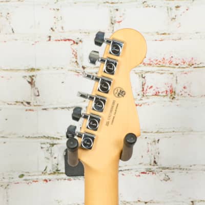 Fender - American Professional II Stratocaster® - Left-Handed Electric Guitar -  Maple Fingerboard - Mercury - w/ Deluxe Hardshell Case image 7
