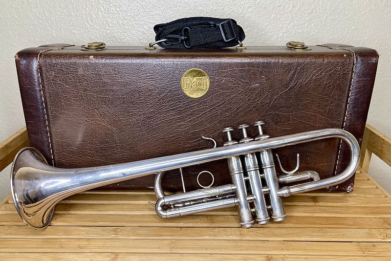 V.Bach stradivarius 229G 25H トランペット Pre-Owned Bach Stradivarius 229 C Trumpet w/25H Leadpipe in