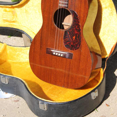 1962 Martin 5-15T  Mahogany tenor guitar with hard case. image 4
