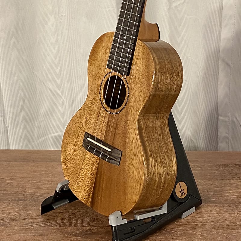Pono ACD Concert Ukulele Acacia Deluxe Gloss w gig bag Reverb