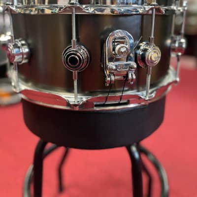 DW Collector's Series Black Nickel Over Brass 6.5x14" Snare Drum 2011 - 2021 - Black Nickel with Chrome Hardware image 2