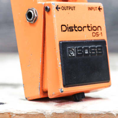 Boss DS-1 Distortion Made in Japan (Black Label) Classic Distortion Effect Pedal image 3