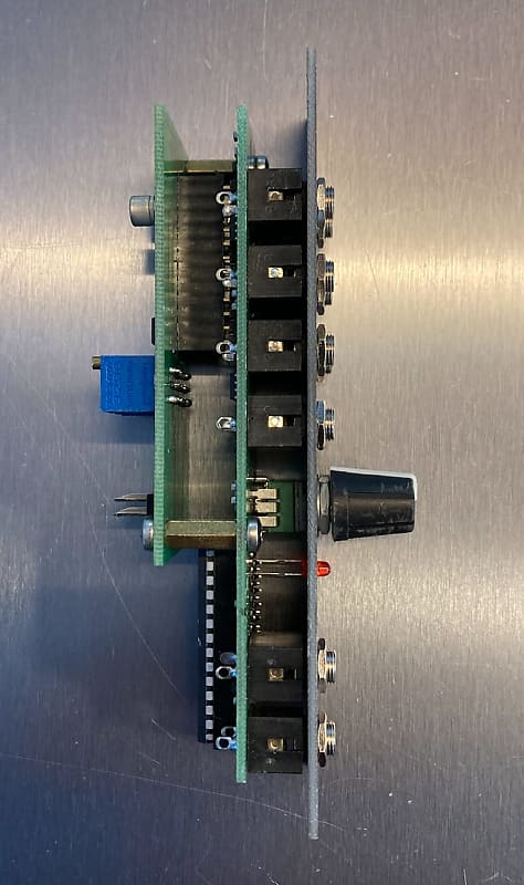その他 Blue Lantern Modules Quad Quantizer Blue Lantern Modules Quad Quantizer - Eurorack Module on