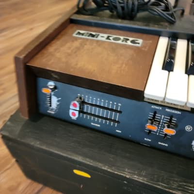 Univox Mini Korg 700 K-1 Synthesizer Vintage 70s Serviced No Issues W/Case image 6