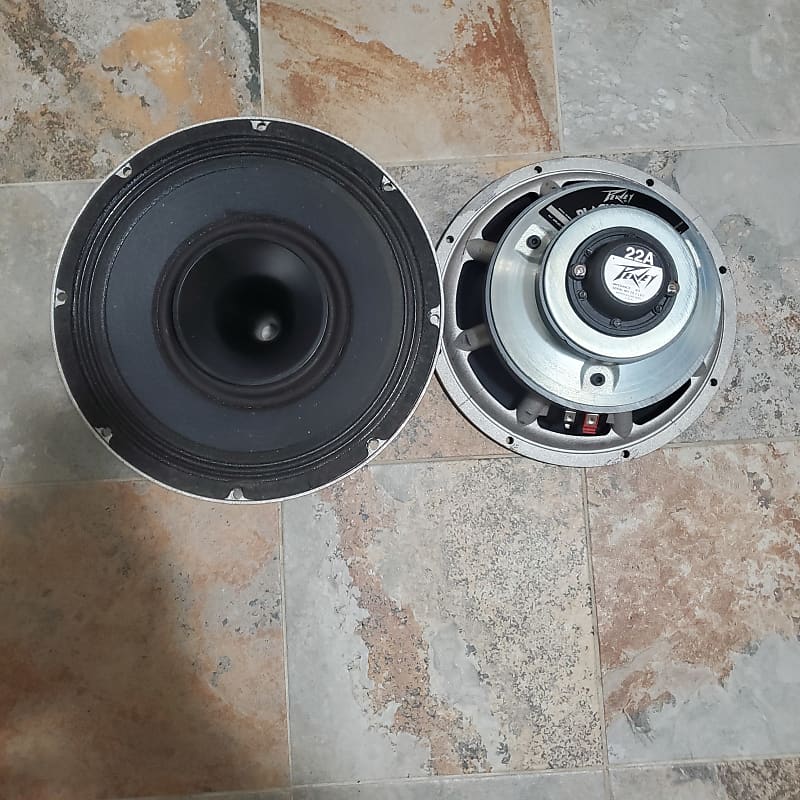 Spesifikasi speaker black 2024 widow 12 inch