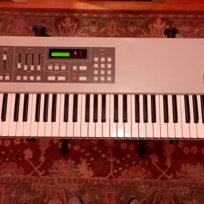 Akai MX73 MIDI Master Keyboard