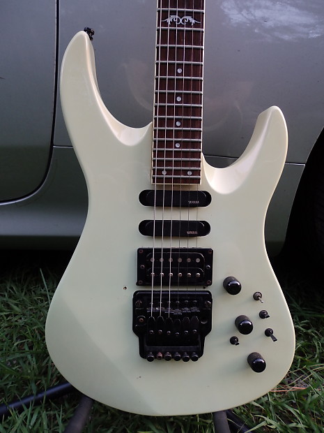 Yamaha RGX612A White | Reverb