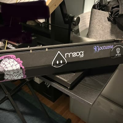 Moog 104hp Tiptopパワー Moog 104hp Tiptopパワー