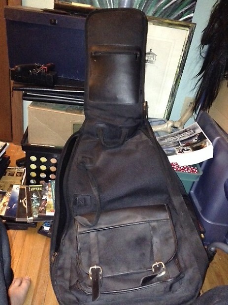 Kaces III Black Soft Guitar Case