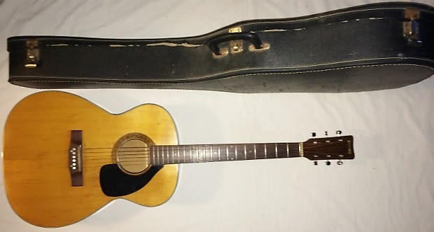 Univox acoustic guitar hot sale