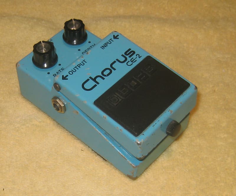 Boss CE-2