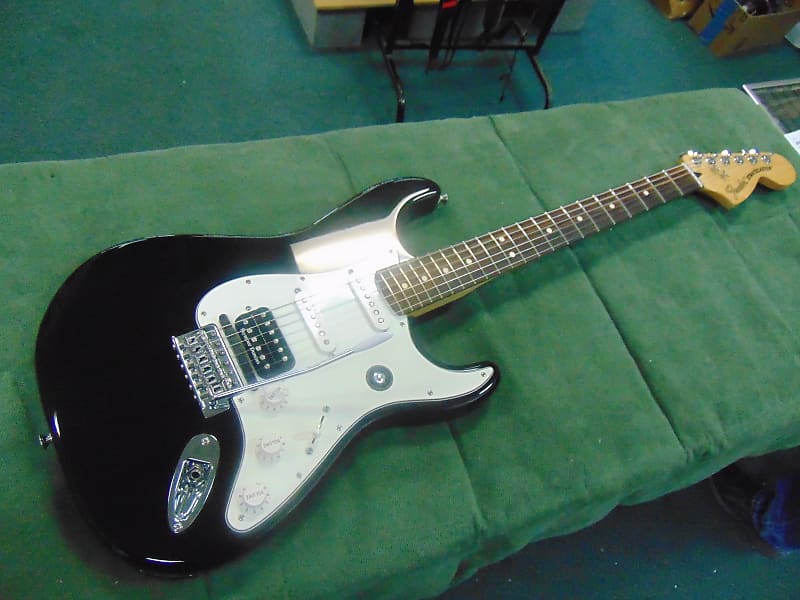 Fender Triple Play Stratocaster 2014 Black image 1