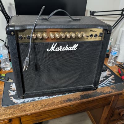 Marshall MB Series B 30 B30 bass guitar combo amp | Reverb