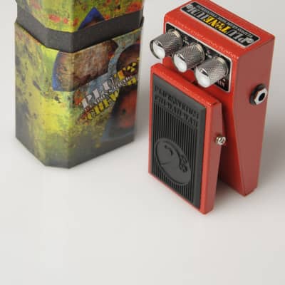 Plutoneium ChiWahWah for Bass Keyboards & Guitar V2 Red image 3