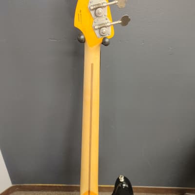 Fender Classic Series '50s Precision Bass Lacquer image 10