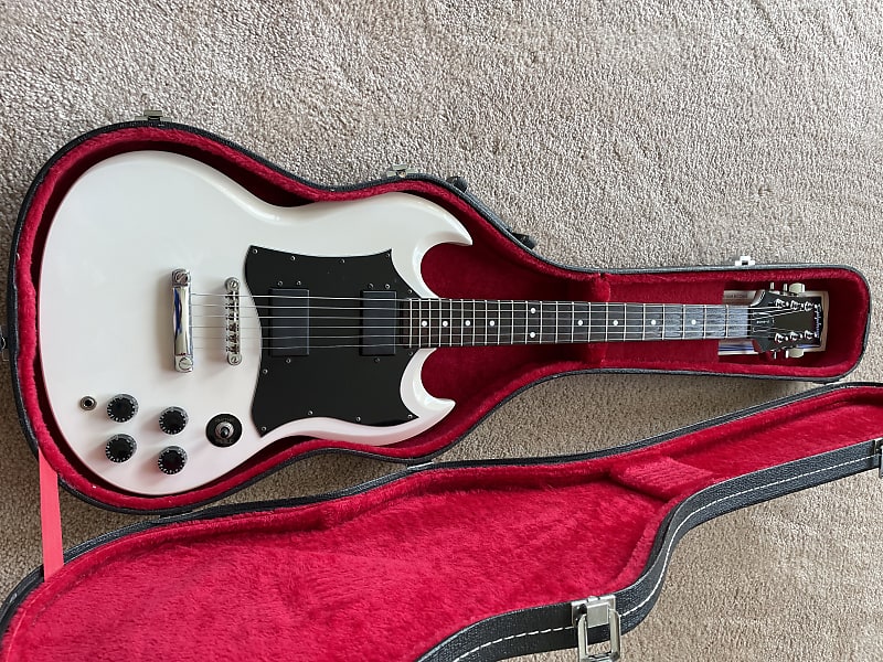 Epiphone G-310 (1997 - 2019)