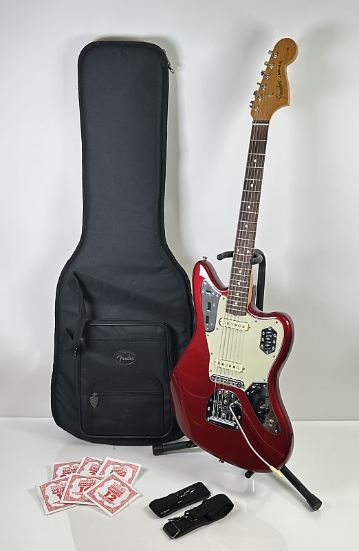 【ホントに最終値下げ】美品　Fender Jaguar レッド Fender / ISHIBASHI FSR MIJ Traditional 60S Jaguar Alder Body