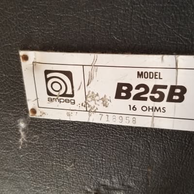 Ampeg B-25B 2x15" Guitar / Bass Speaker Cabinet image 2