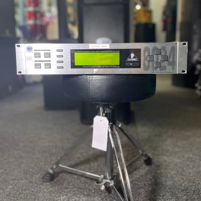Pre-owned Behringer Ultracurve Pro 8024 Digital Equalizer (1 of 2 in-stock)