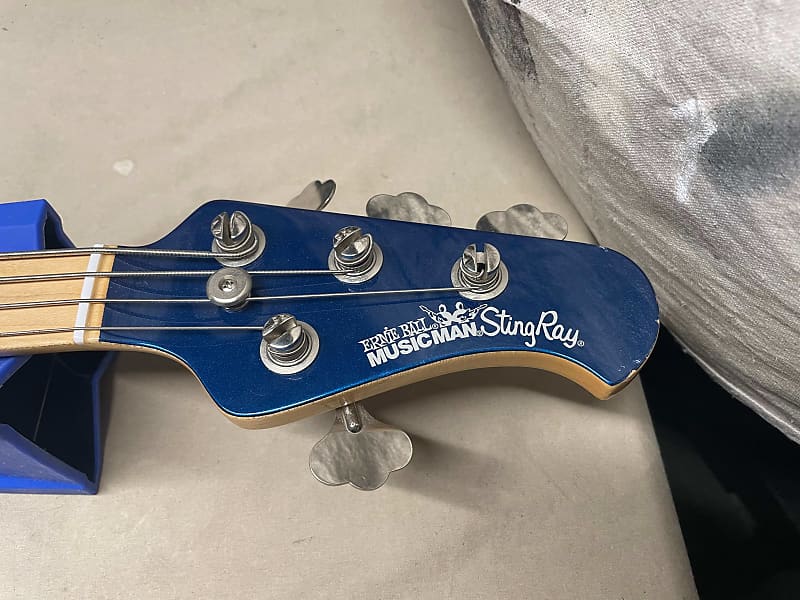 Ernie Ball Music Man StingRay 3 EQ H 4-string Bass 2002
