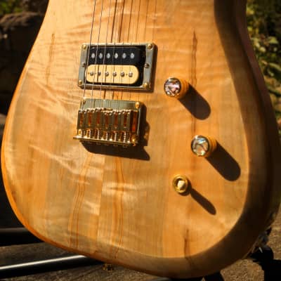 Black River Guitars - Custom HH Stratocaster 2023 - Ambrosia Curly Maple & Cherry image 5