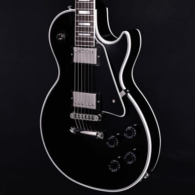 Gibson Les Paul Custom, Ebony Gloss Finish, Nickel Hardware 10lbs 1.3oz image 5
