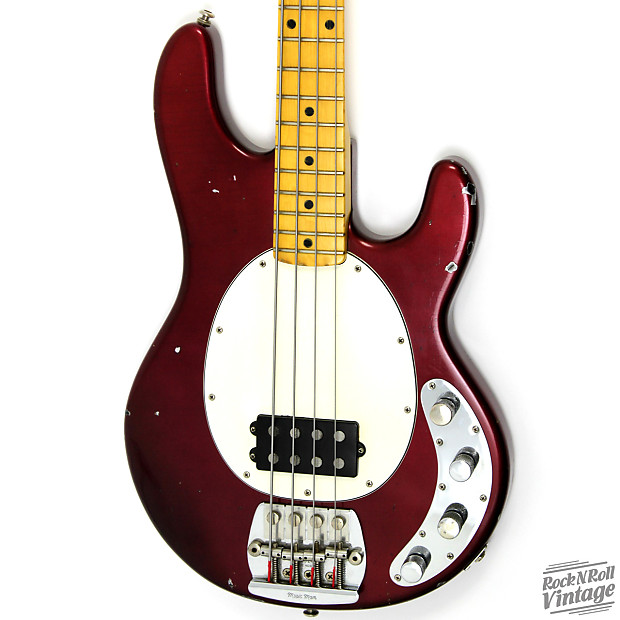 ベース MUSICMAN StingRay 4 Rolls Burgundy MH ベース MUSICMAN StingRay 4 Rolls Burgundy MH Music Man