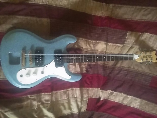 Vintage Univox Hi-Flyer 1974 Blue | Reverb Canada